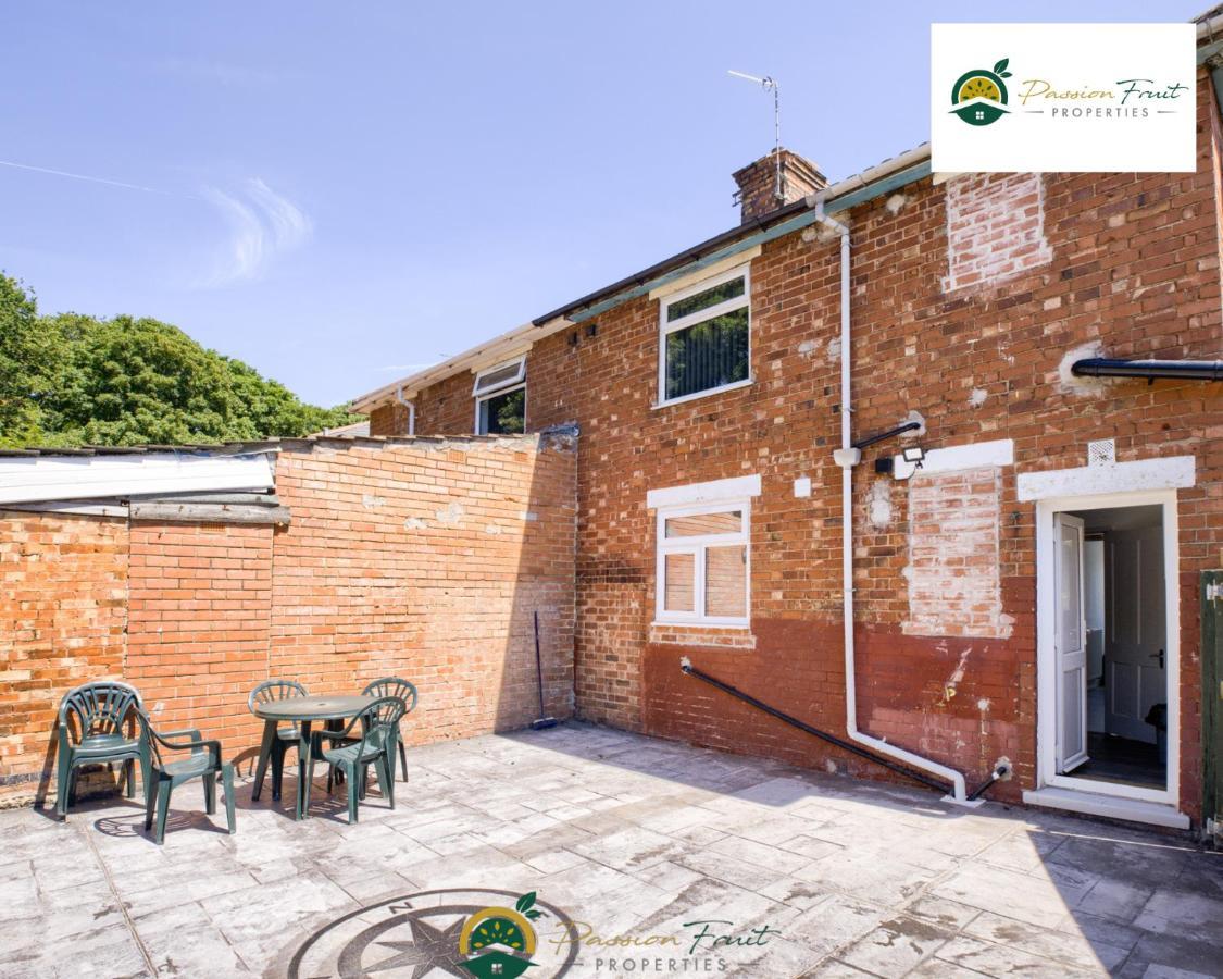 3 Bedroom Coventry House By Passionfruitproperties With Free Wi-Fi, Large Garden And Driveway - 52Nrc Екстер'єр фото